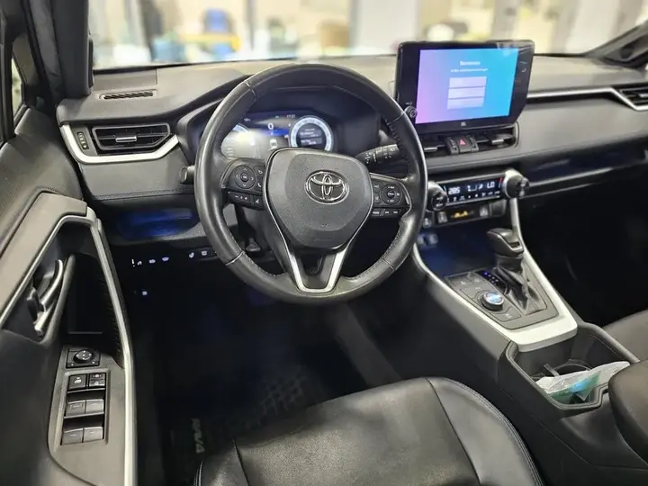 Toyota Rav4 2023 photo 5