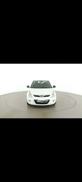 Hyundai I20