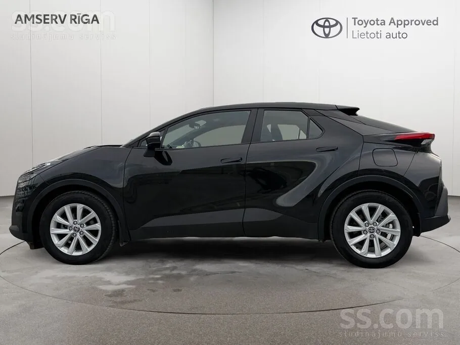 Toyota C-Hr 2025 photo 3