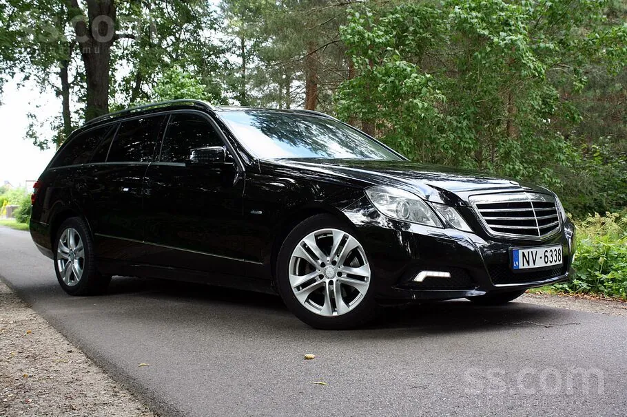 Mercedes-Benz E200 2010 photo 2