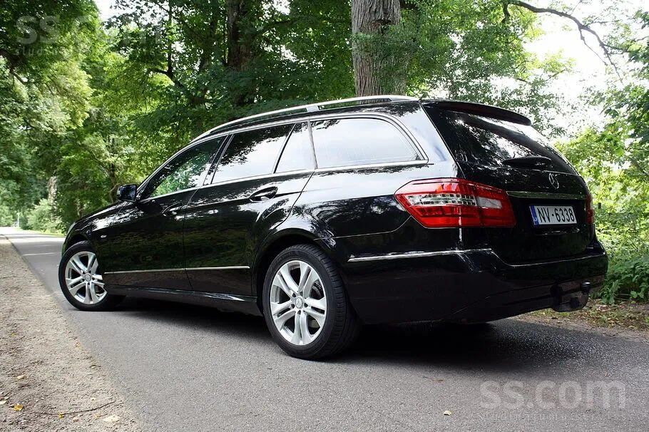 Mercedes-Benz E200 2010 photo 4