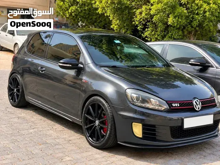 Volkswagen Golf Gti 2012 photo 2