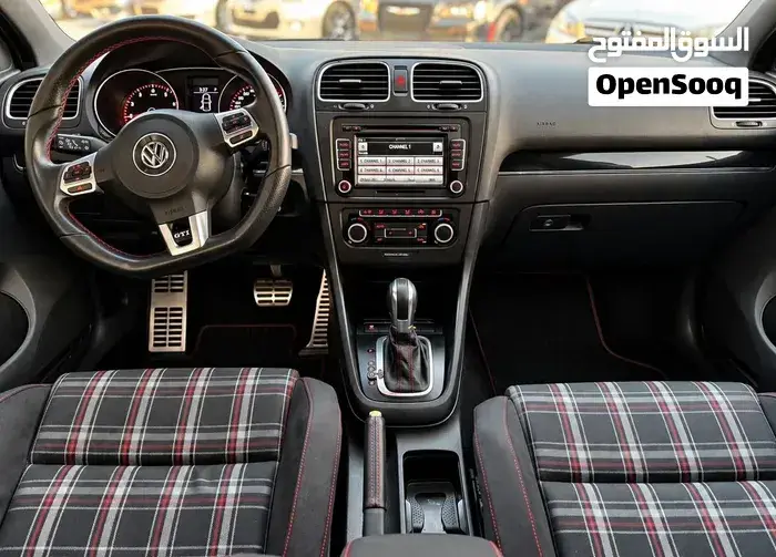 Volkswagen Golf Gti 2012 photo 3