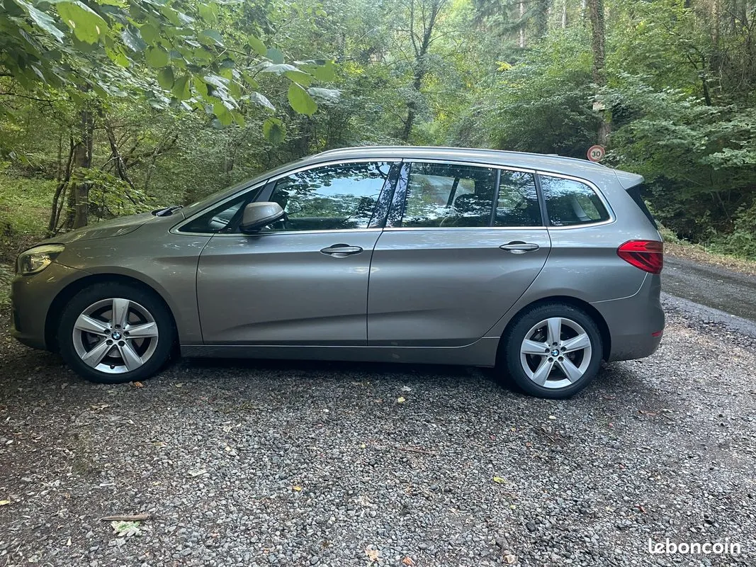 BMW 218D Gran Tourer 2015 photo 3