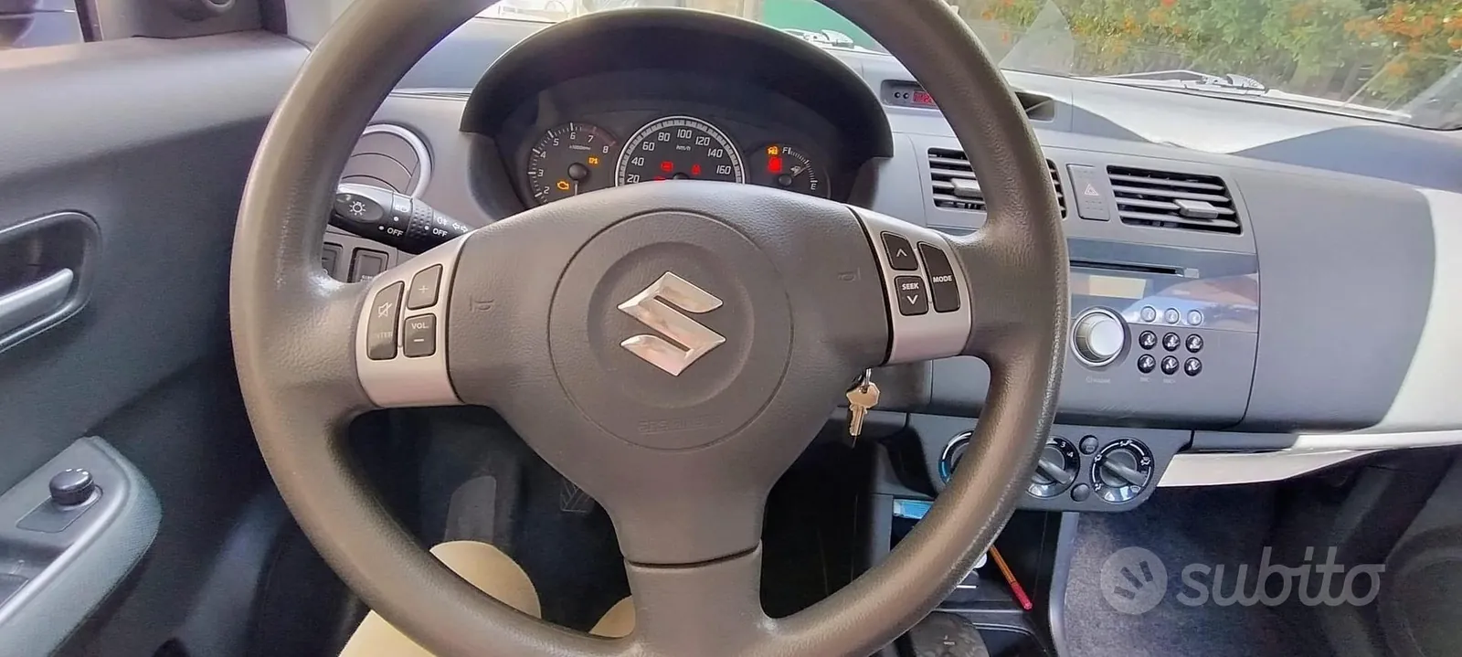 Suzuki Swift 2006 photo 4