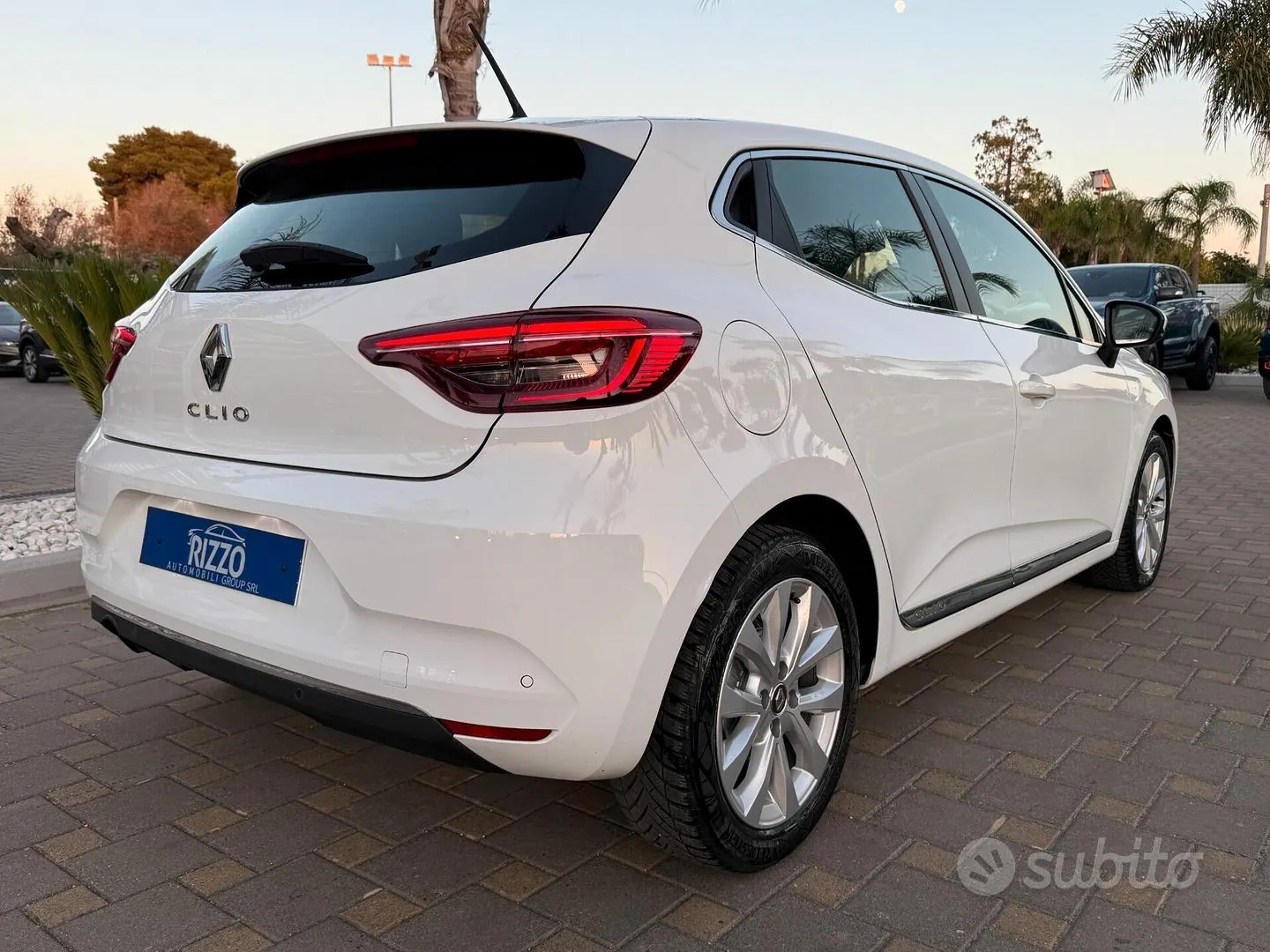 Renault Clio 2021 photo 2