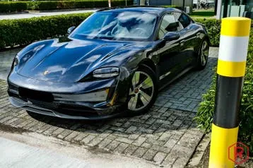 Porsche Taycan 2021 photo 3