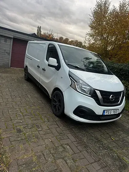 Nissan Nv300