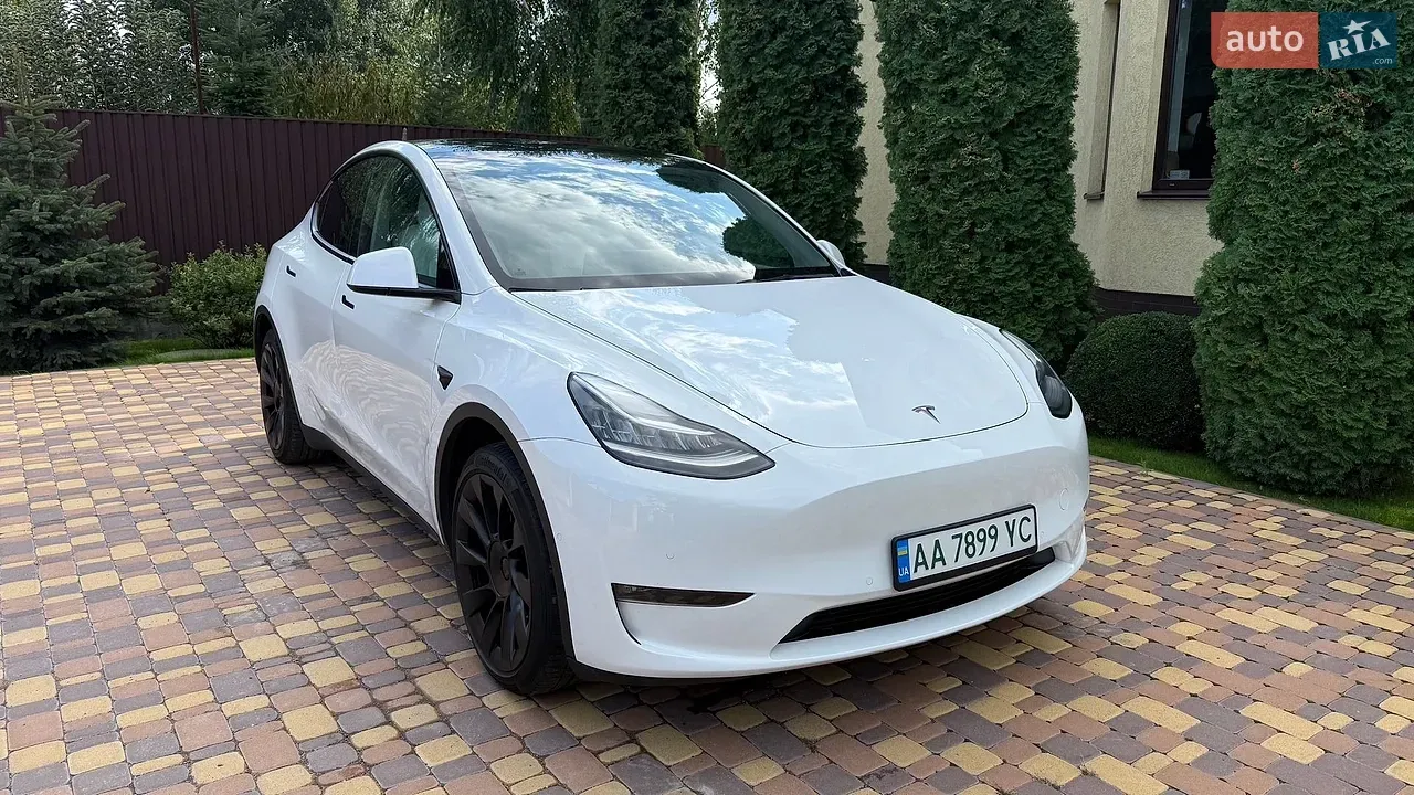 Tesla Model Y