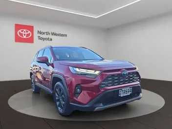 Toyota Rav4 2024 photo 2