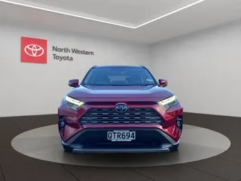 Toyota Rav4 2024 photo 3