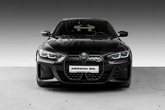 BMW I4 2022 photo 3