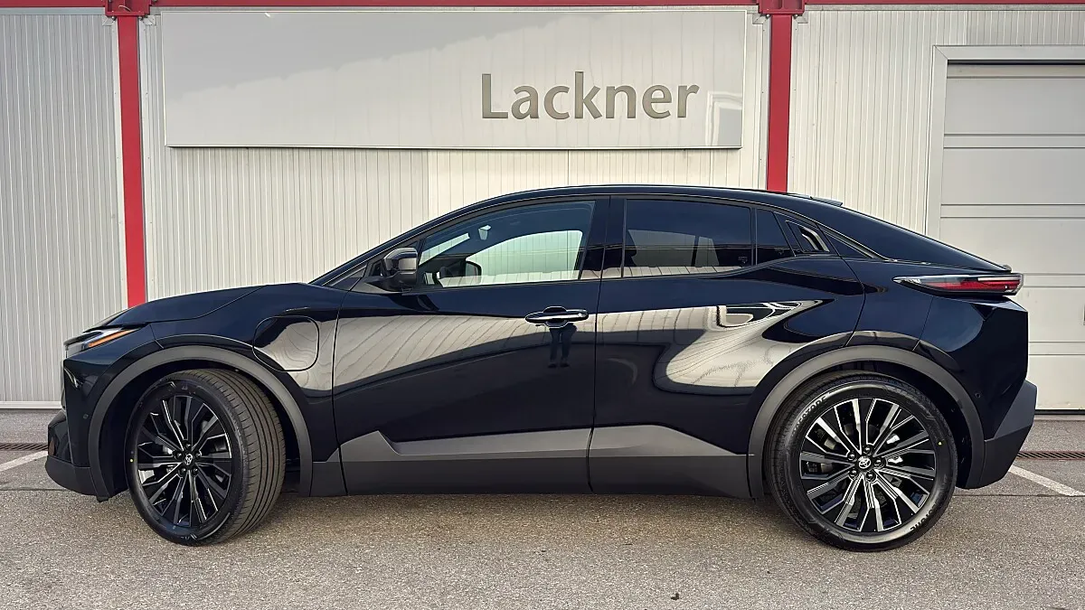 Toyota C-Hr photo 3