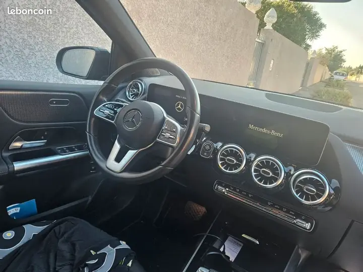 Mercedes-Benz B-Class 2019 photo 4