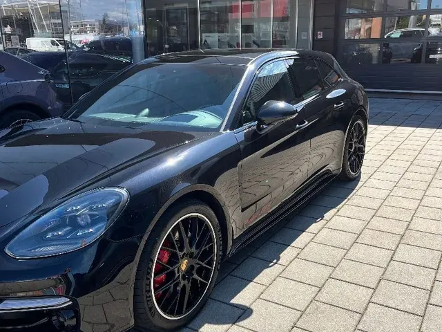 Porsche Panamera 2019 photo 2