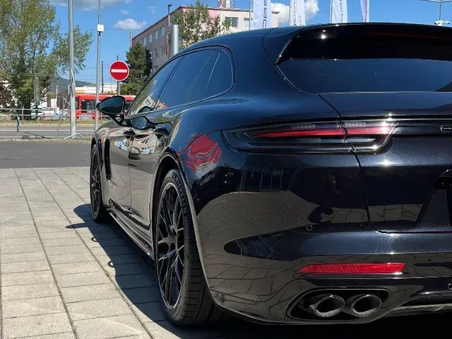 Porsche Panamera 2019 photo 4