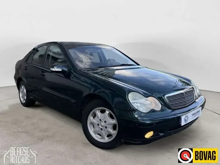 Mercedes-Benz C180 2003 photo 4