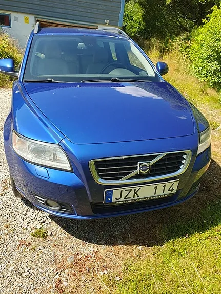 Volvo V50 2010 photo 2