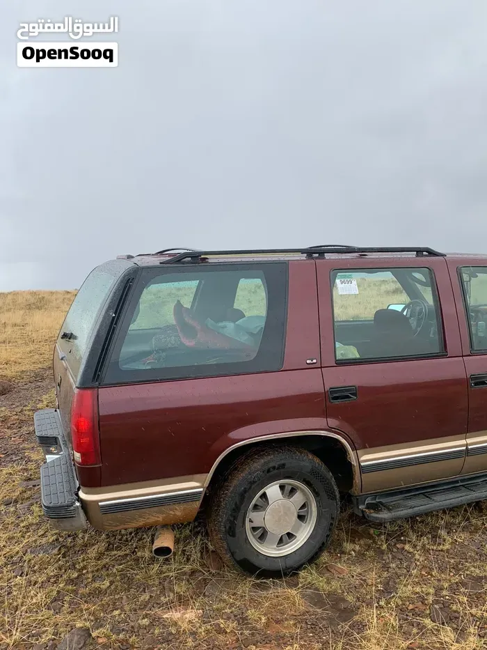 GMC Yukon 1999 photo 2