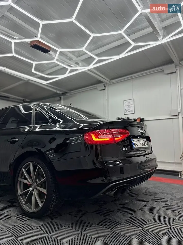 Audi A4 2015 photo 5