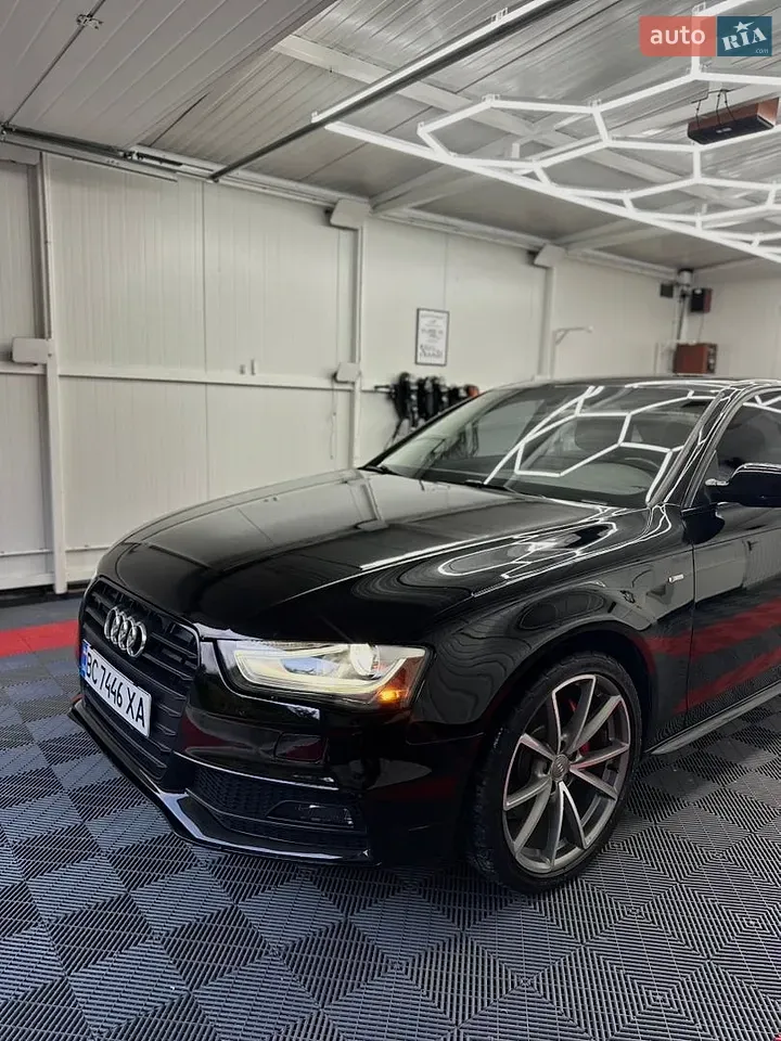 Audi A4 2015 photo 2