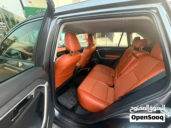 Toyota Rav4 2020 photo 2