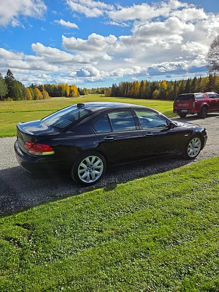 BMW 745D 2006 photo 2