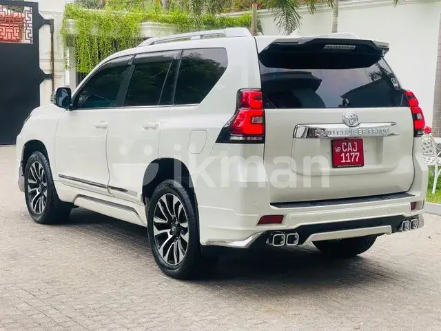 Toyota Land Cruiser Prado 2015 photo 3