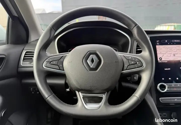 Renault Megane 2022 photo 3