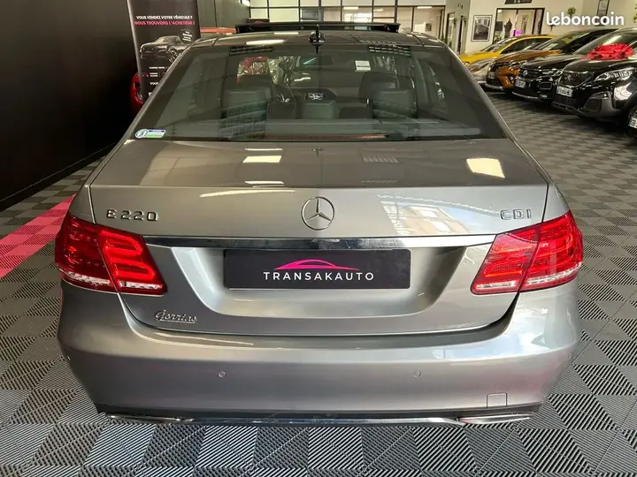 Mercedes-Benz E-Class 2013 photo 4