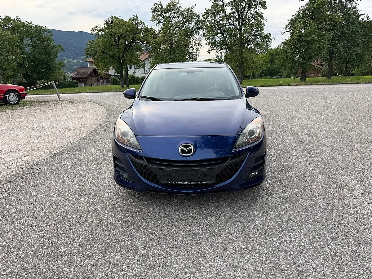 Mazda Mazda3 2010 photo 2