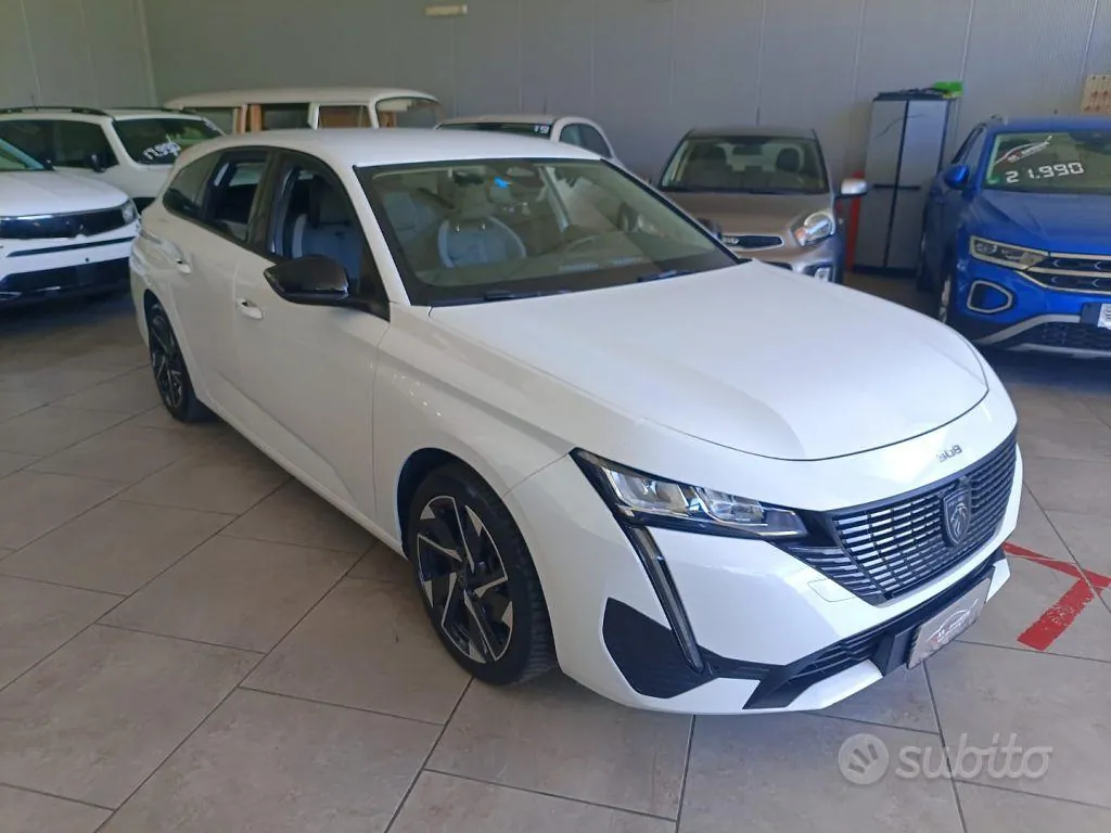 Peugeot 308 2022 photo 3
