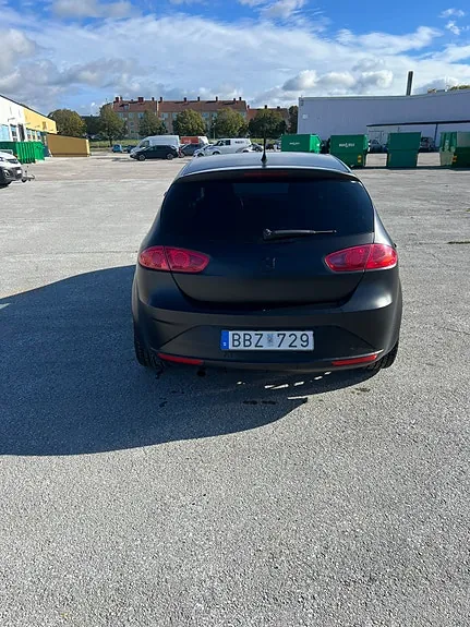 Seat Leon 2010 photo 4