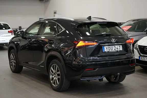 Lexus Nx300H 2016 photo 4