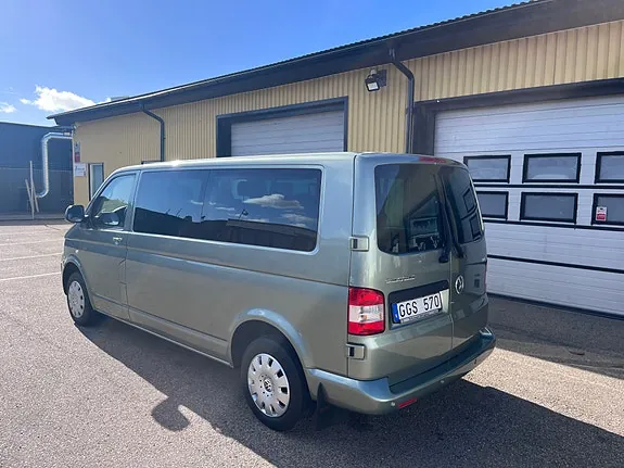 Volkswagen Caravelle 2011 photo 2