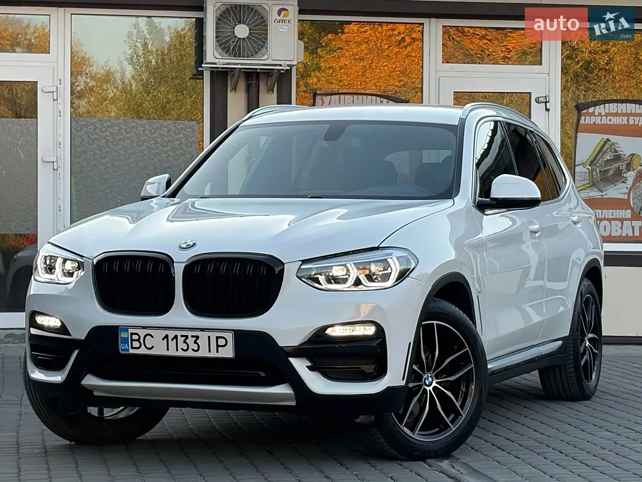 BMW X3 2017 photo 2