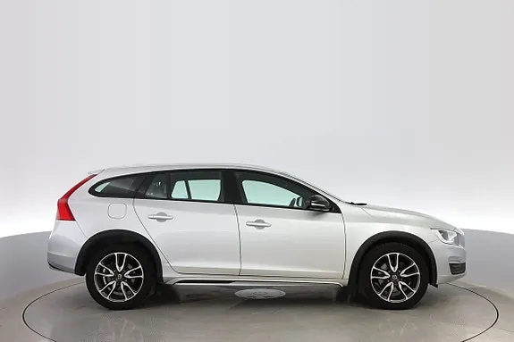 Volvo V60 Cross Country 2017 photo 5