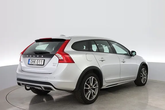 Volvo V60 Cross Country 2017 photo 4