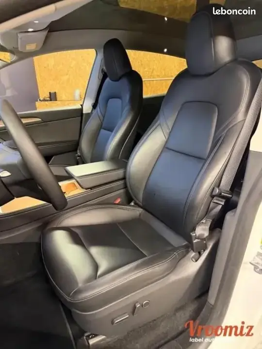 Tesla Model Y 2024 photo 4