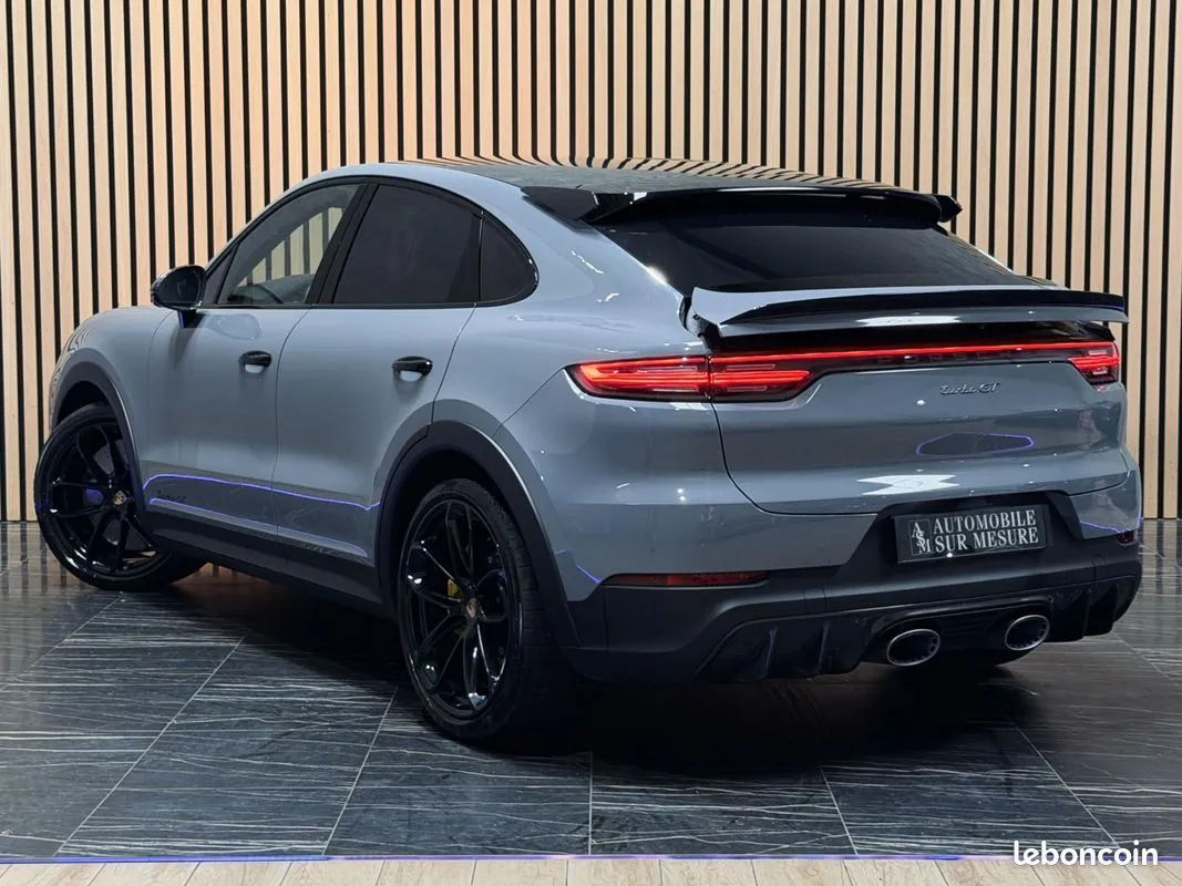 Porsche Cayenne 2022 photo 2