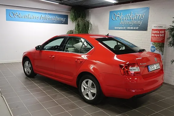 Skoda Octavia 2014 photo 2