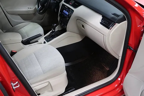 Skoda Octavia 2014 photo 5