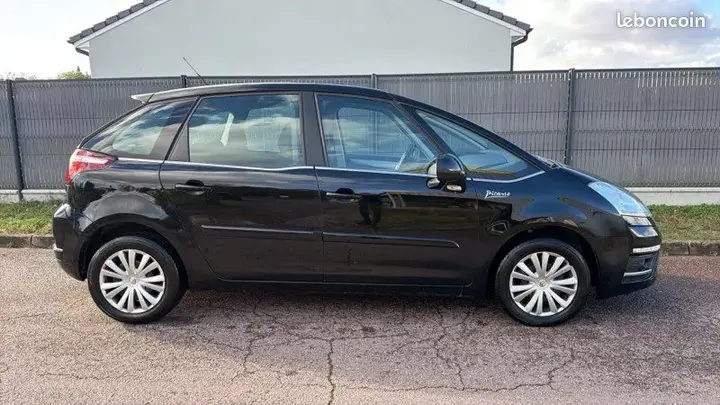 Citroen C4 Picasso 2012 photo 4