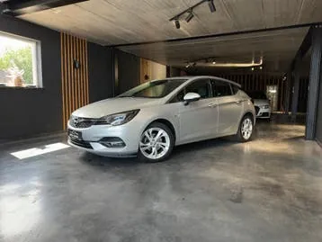 Opel Astra 2020 photo 2