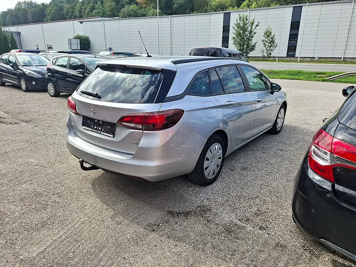 Opel Astra 2016 photo 3