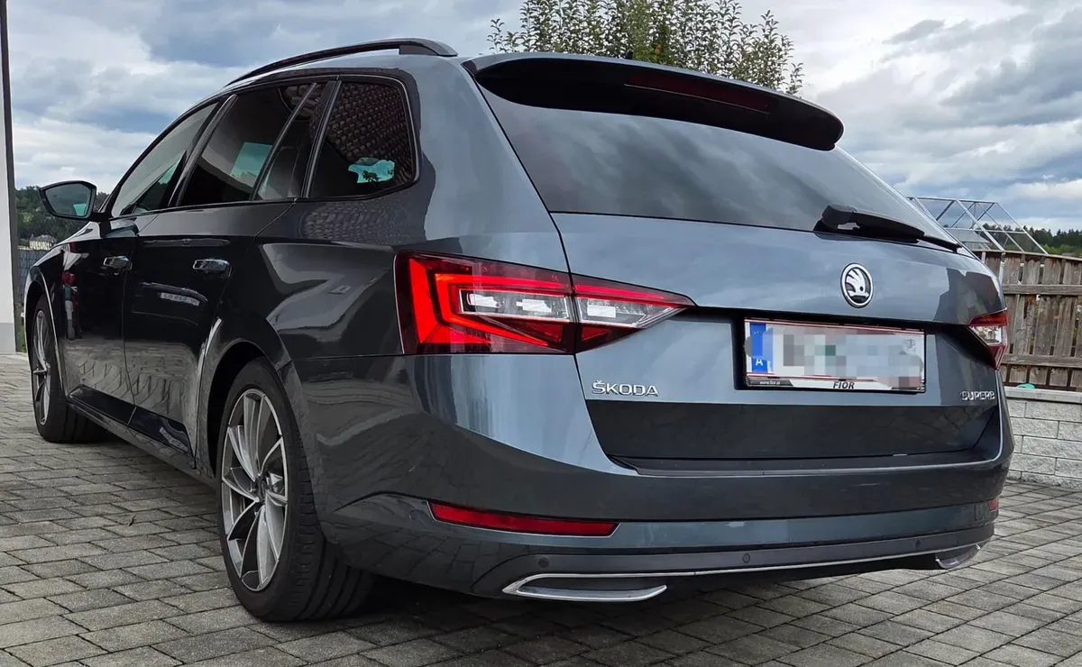 Skoda Superb 2018 photo 3
