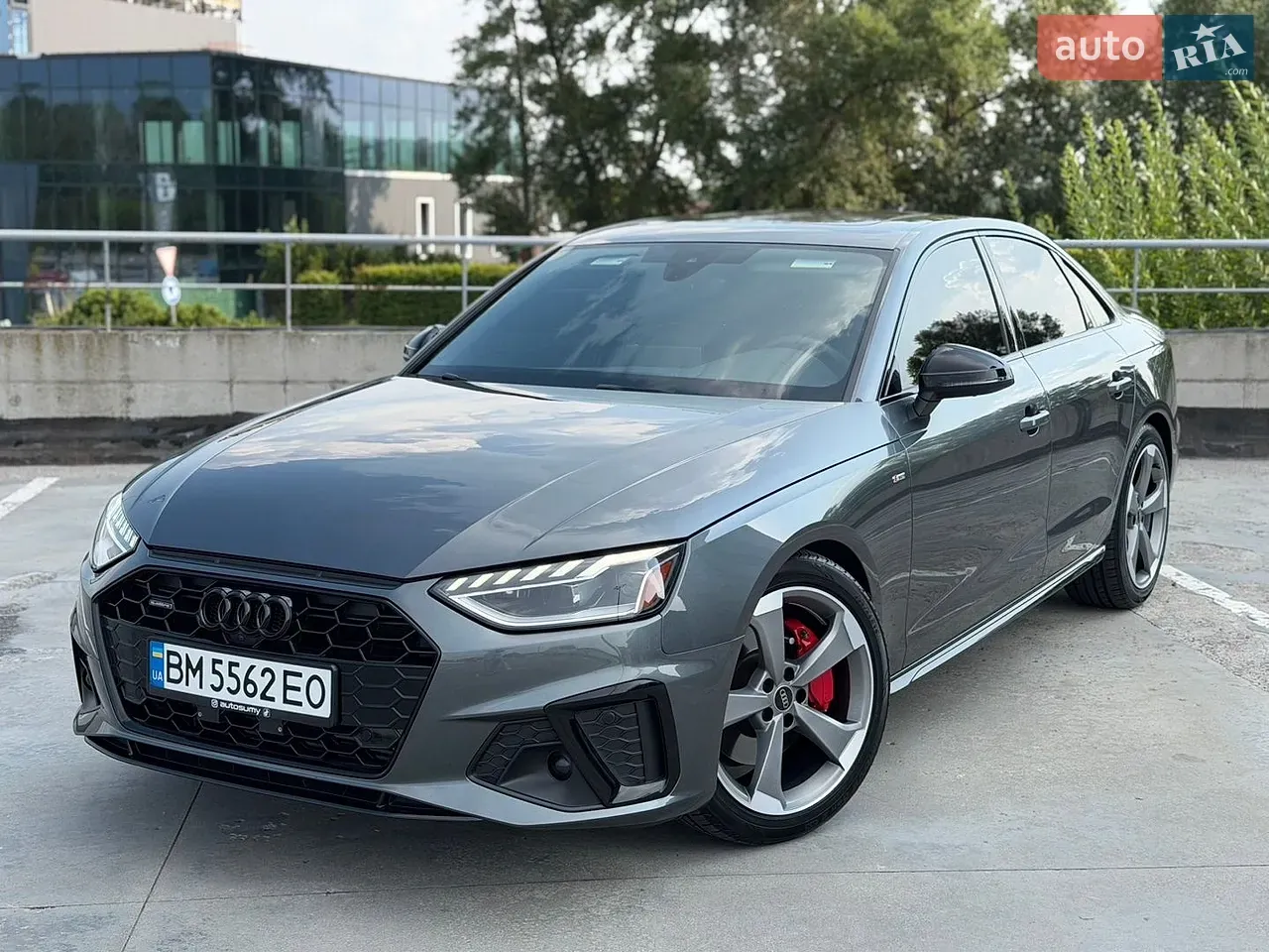 Audi A4 2023 photo 4