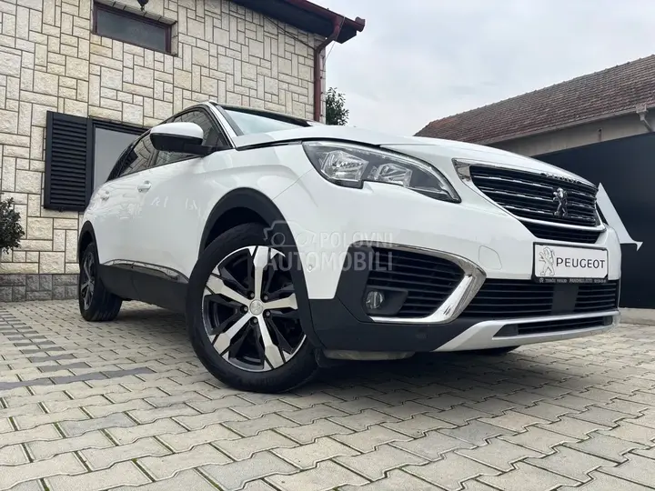 Peugeot 5008 2017 photo 5