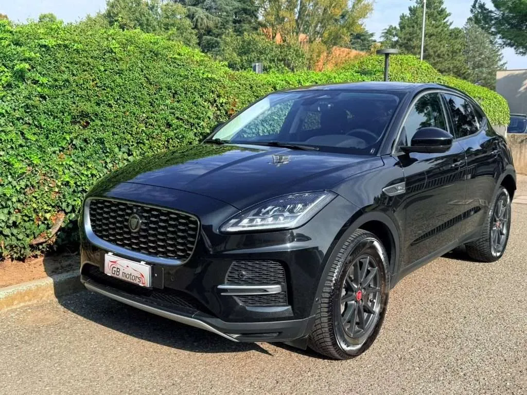 Jaguar E-Pace 2021 photo 2
