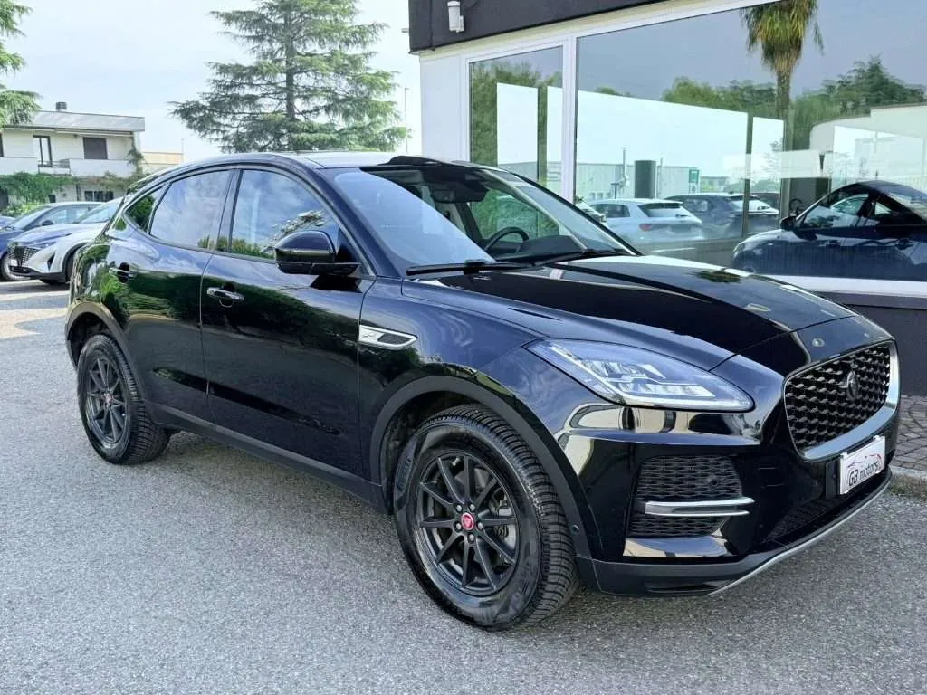 Jaguar E-Pace 2021 photo 4
